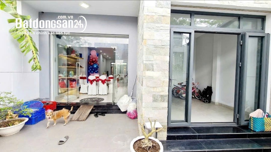 Tôi cần cho THUÊ MẶT BẰNG KD ĐẸP ( như hình ) – KDC 13E Intresco