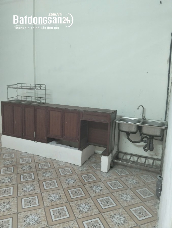 CHO THUÊ PHÒNG RỘNG 80m2 MẶT TIỀN LÊ THỊ BẠCH CÁT, Bình Thới, P.11, Q.11